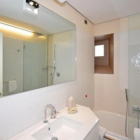 Sleeps 20 Pool Air Con Wifi ヴィラ